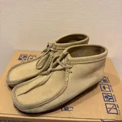 CLARKS オリジナルズ クラークス　ベージュ ローファー　ワラビー