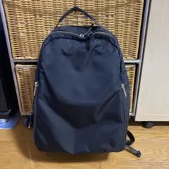 ace スリファム　黒のビジネスバックパック　リュック