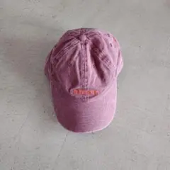 新品未使用　ベースボールキャップ　ユニセック帽子　刺繍　ロゴ