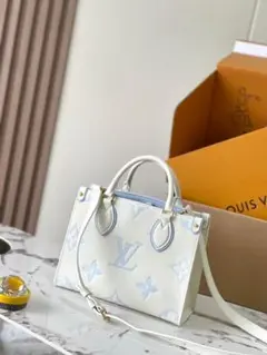 Louis Vuitton ショルダーバッグ ホワイト/ブルー