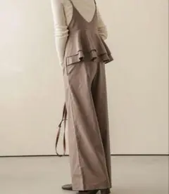 試着のみ　バッグフリル　サロペット