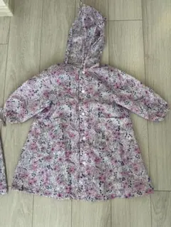 プティマイン　花柄フード付きレインコート Sサイズ