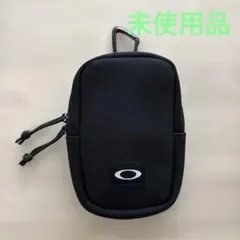 Oakley ポーチ　カラビナ付　ブラック