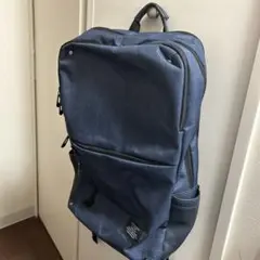 ネイビー リュック 内部ポケット付き
