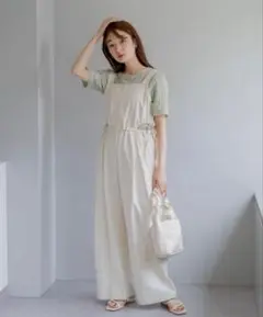 kastane カットアウトシャーリングサロペット アイボリー