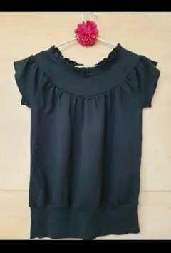Tシャツ　ノースリーブ　美品♥️