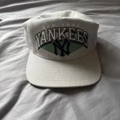 Item thumbnail for item 7e2cfd8e-e554-4793-b10d-d117ab95903d