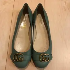 GUCCI フラットシューズ