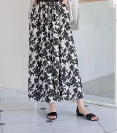 グローバルワーク　さらさらリラックスフレアワイドパンツ