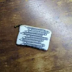 ミナペルホネン　ハギレ　ハンドメイドポーチ（パウンドケーキミニ）