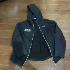 PUMA ブラック フルジップパーカー