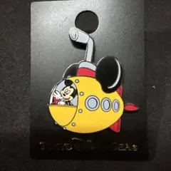 ディズニー　海底2万マイル　アトラクションピンバッジ