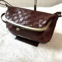 【未使用級】 ラ・マーレ　がま口　ショルダーバッグ　編み込み　ブラウン