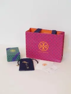 【未使用品】Tory Burch ネックレス　箱・ポーチ・紙袋・購入証明書付き