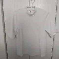 UNIQLO ホワイト ハイネック半袖Tシャツ