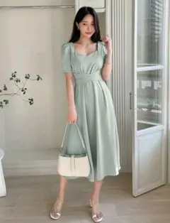 ミントグリーン 半袖 ひざ丈ワンピース