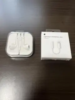 Apple 純正イヤホン+ライトニングイヤホンジャック　未開封