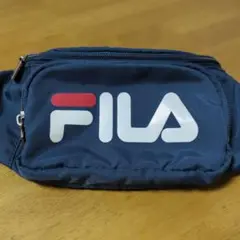FILA ネイビー ボディバッグ