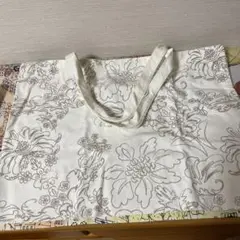 lazysusan ポーチ付きトートバッグ 週末限定お値下げ‼️