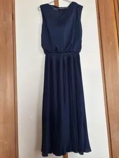 プリーツワンピース