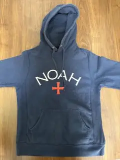 NOAH ネイビー パーカー　Sサイズ