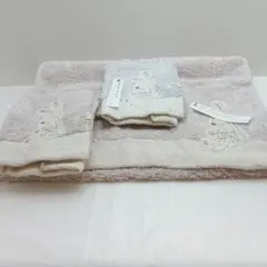 【新品未使用】ウサギ刺繍付きタオル3枚セット