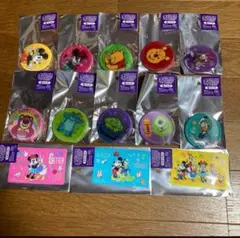 Disney ディズニー☆マジカル百貨店　缶バッジ10種類&ステッカー2種類