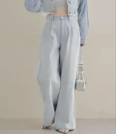 chico ワイドサイドラインデニムパンツ