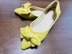 新品未使用リボン付き黄色フラットシューズ 23cm