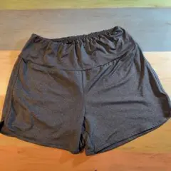 新品 スポーツ　ショートパンツ　М