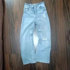 H&M ダメージ加工ブルージーンズ 150cm