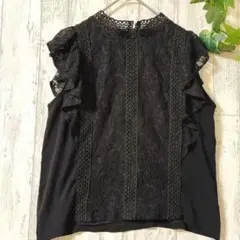 美品✨ レースフリルフレンチノースリーブ トップス 総柄 ブラック