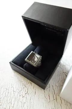 【人気】NIL DUE / NIL UN　スプリットカーブシールリング　ゴールド SPLIT CARVED SEAL RING | NIL DUE / NIL UN TOKYO