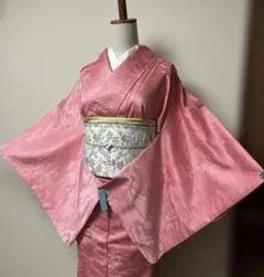 ピンク 雲と花模様 化繊？着付け練習用としても