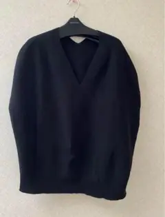 フォンセ　vネックニットベスト