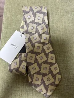 未使用品　ARMANI 幾何学模様 ネクタイ