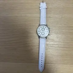 ホワイト高級PUレザー アナログ腕時計(新品)1,490円送料無料