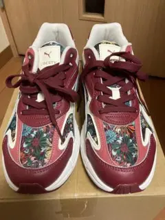 【最終価格】(PUMA)PUMA x LIBERTY キモノLサイズ PUMA × Liberty 花柄や動植物柄の刺繍が美しいコラボ