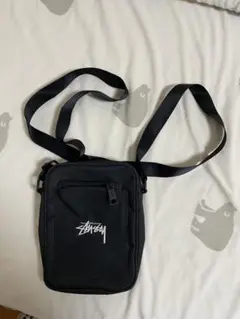 Stussy ブラック ショルダーバッグ