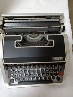 Olivetti Lettera DL タイプライター Olivetti Lettera DL – Charlie Foxtrot
