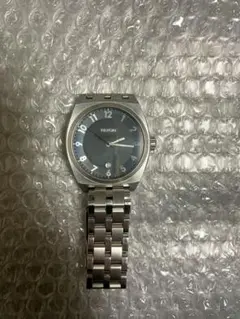 NIXON ニクソン　人気モデル　手巻き時計 シルバー