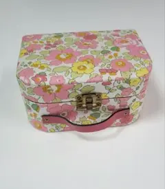 リバティ　ミニトランク　木製　カルトナージュ