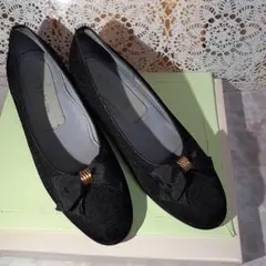 KAIKA　黒のリボンパンプス
