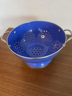 ホーロー製(琺瑯) のザル　コランダー　水切り　Φ22cm