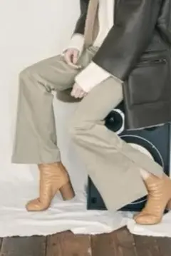 INSCRIRE アンスクリア フレアスリットベイカーパンツ