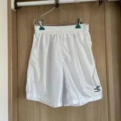 A アンブロ サカパン