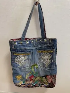デニムトートバッグ刺繍装飾付き