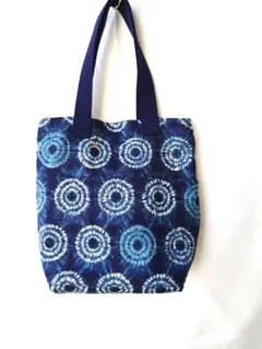 ハンドメイド　青いタイダイ模様トートバッグ