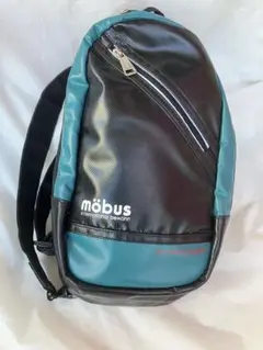 möbus 仕様数回　ボディバッグ 黒/青
