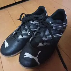 Puma ブラック サッカーシューズ 22.5　美品